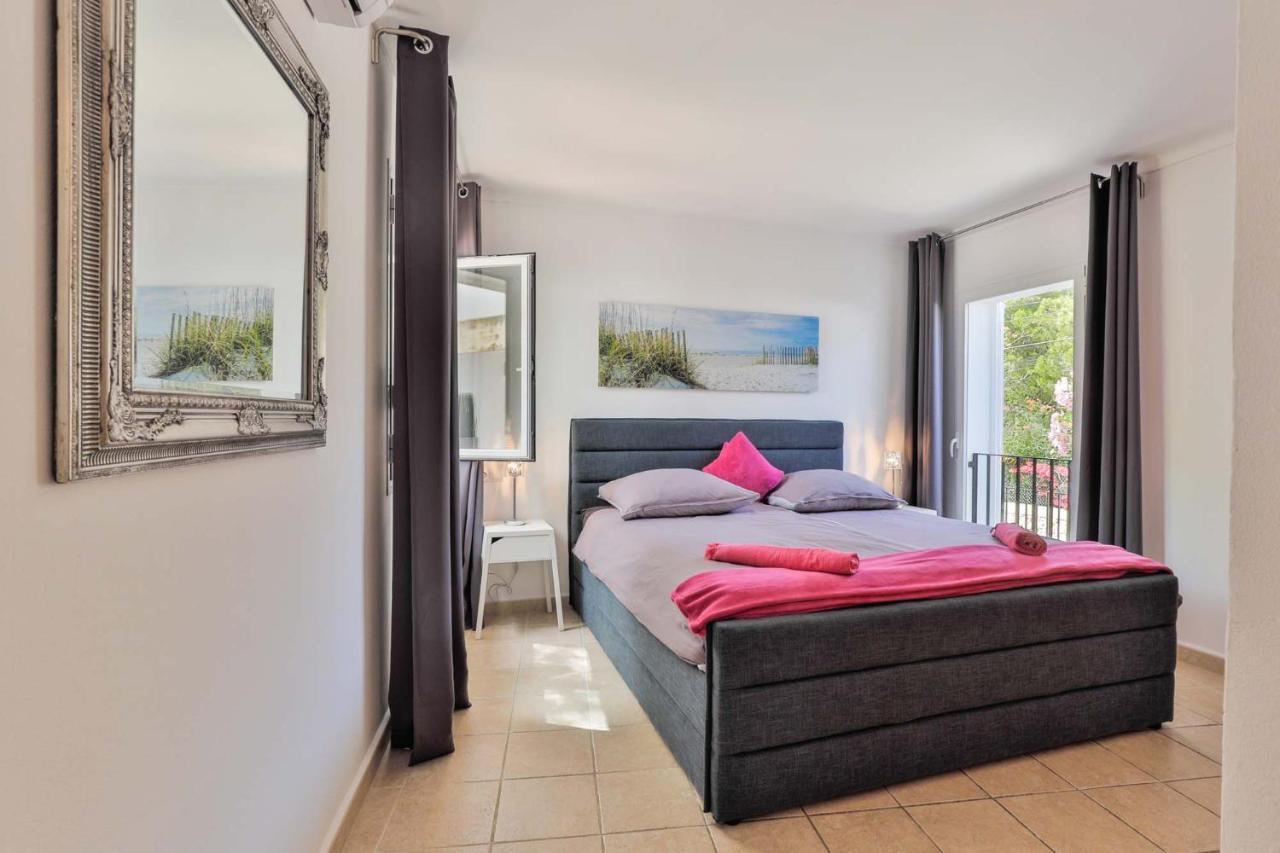 Villa Lumi-Oleanda 8 Pers Am Yachthafen Cala D' Or Cala D´Or Kültér fotó